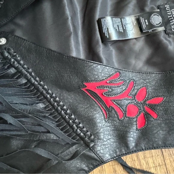 Urban Outfitters Modern Vegan Leather Fringe Biker / Western Cowgirl Floral Vest - Picture 3 of 4